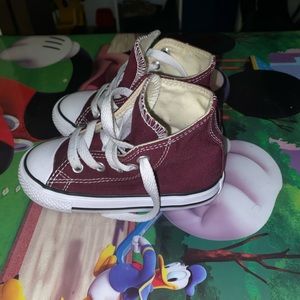 7c Maroon High Top Converse